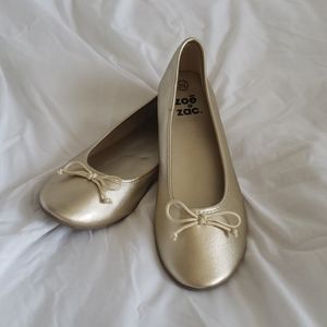 Gold slip on flat ballerina shoes sz 5.5 kids